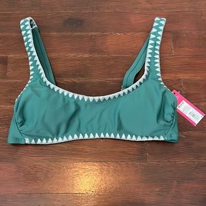 NWT* Xhilaration bikini top